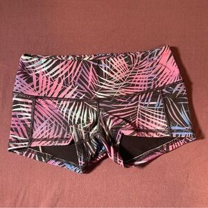 Fleo Tropical Fern/Feather 2.5" Booty Shorts Purple/Pink/Blue - Size Extra Small